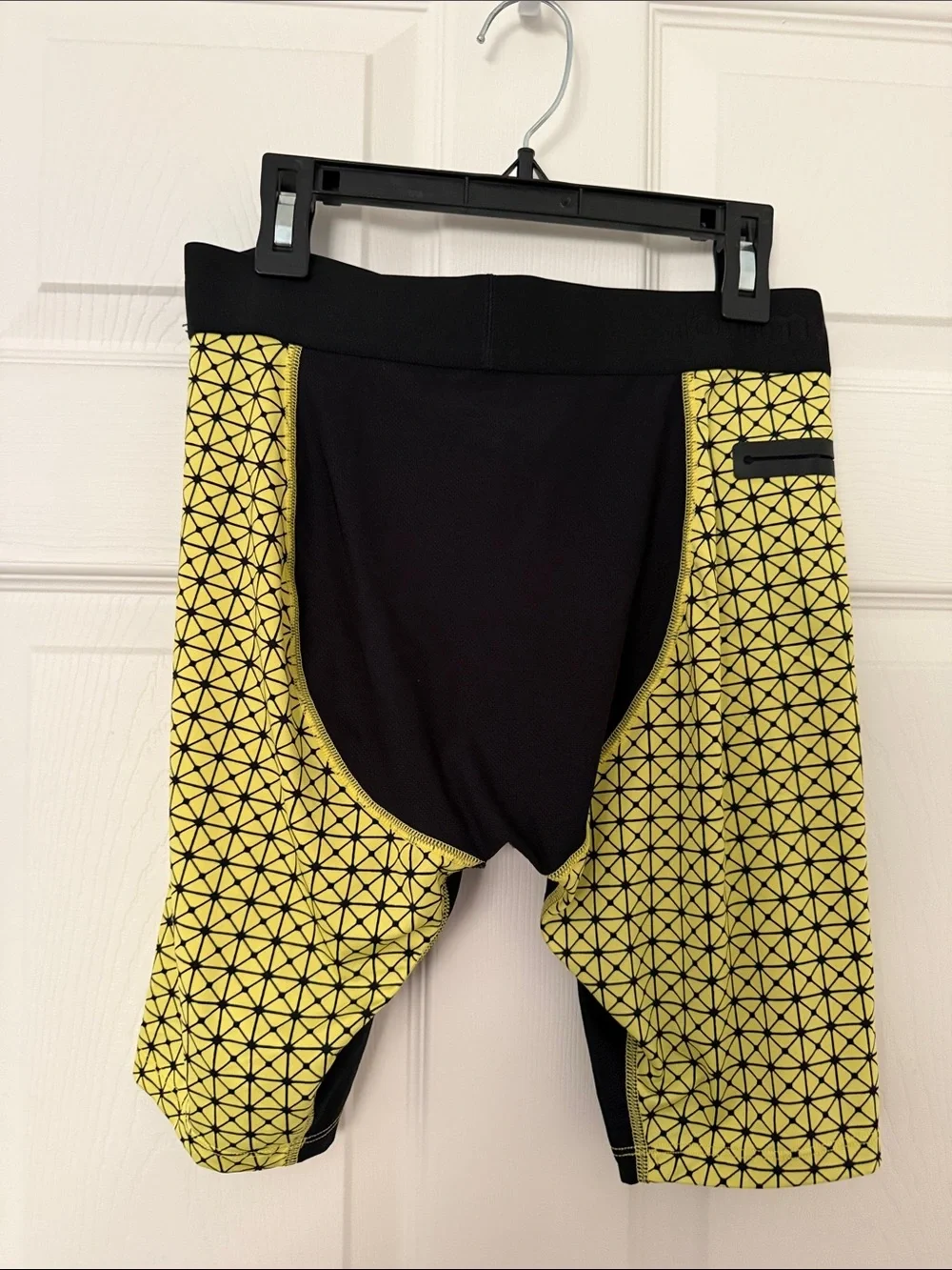 Tommy John 360 sport boxer briefs Geometric Yellow & Black Cycling Shorts